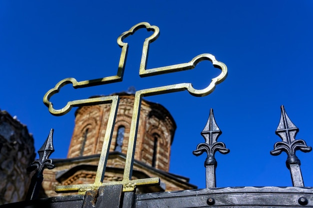 Czy kościół św. Krzyża w Warszawie skrywa tajemnice wielkich kompozytorów?