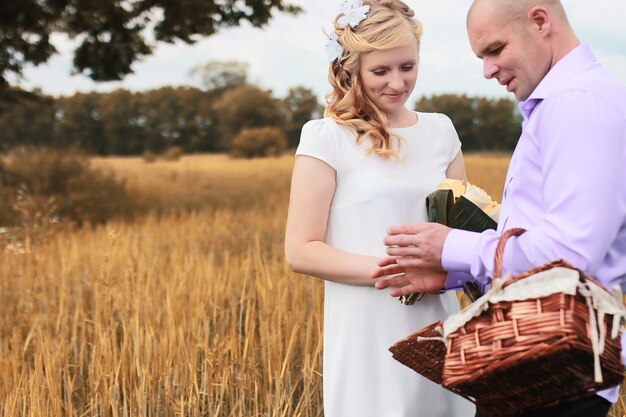 Czym jest ślub humanistyczny i dlaczego zyskuje popularność?