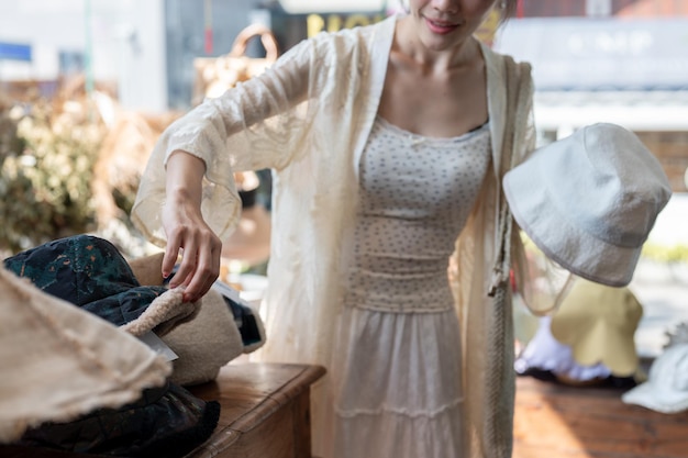 Ile kosztuje wypranie sukni ślubnej i od czego zależy cena?