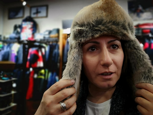 Ile kosztuje wszycie zamka do kurtki zimowej i od czego to zależy?