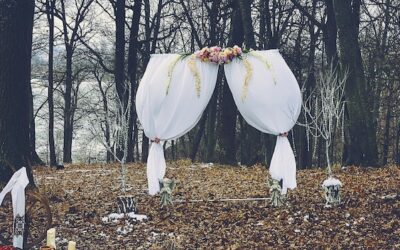 Jak udekorować kościół na ślub, by podkreślić wyjątkowy charakter ceremonii?