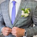 Jaki garnitur do ślubu wybrać, aby podkreślić swój styl?