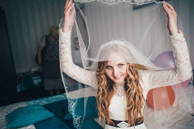 Jaki welon do sukni princessa wybrać, by podkreślić jej styl?