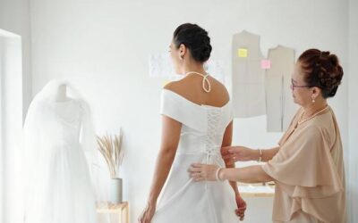 Jak przygotować się do mierzenia sukni ślubnej, żeby uniknąć stresu?