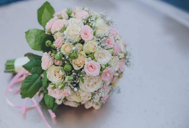 Jaki bukiet ślubny będzie pasował do Twojej stylizacji?